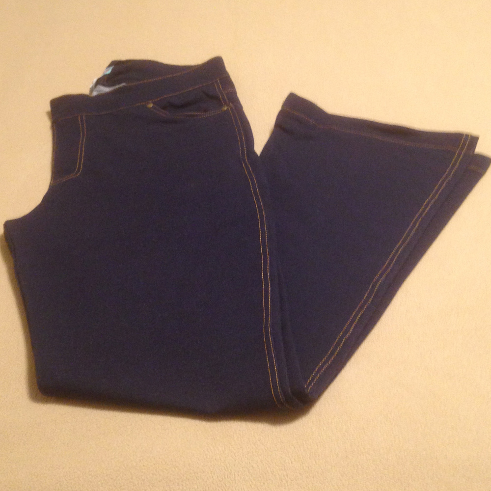 NEW - Comfy Jeans